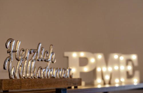 Excellence Deluxe Suite mit Balkon & Stadtblick - zentral an der Messe Essen - Foto 16