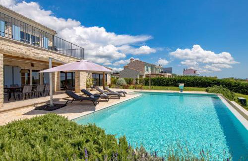 Villa Plava with Panoramic Seaview and big pool - Foto 72