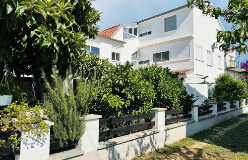 Family Apartment near Beach Petrčane - Quiet & Central- Unit 1 - Foto 38