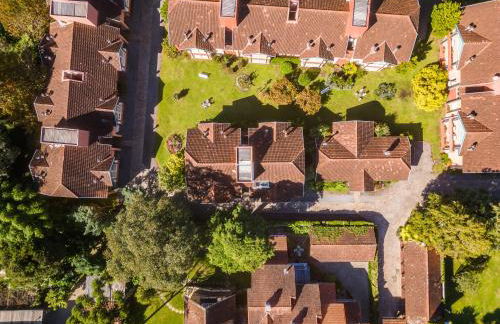 Belíssimo Duplex a 500m Lago Neg 3Q 4bikes Churrasq lareira Ar QF - Foto 38