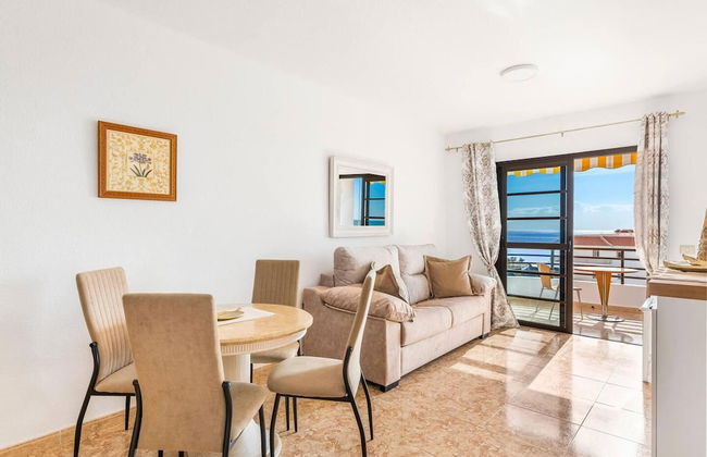 Apartment Edith - Ocean View Just Above the Beach - Photo 6