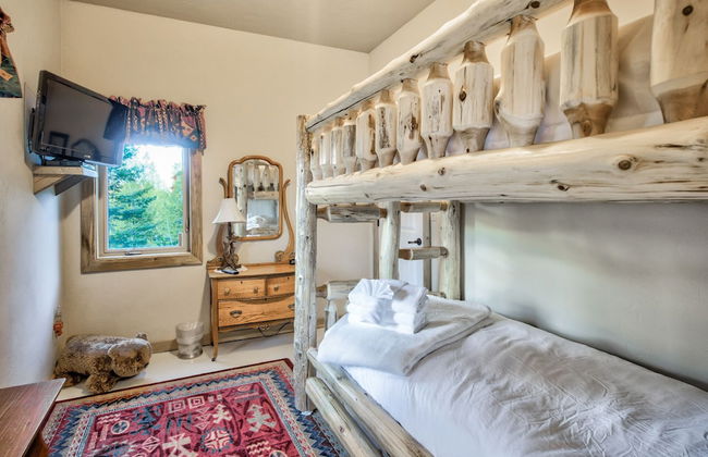 Mountain Getaway Cabinhot Tub & Pool Table4bd - Foto 8