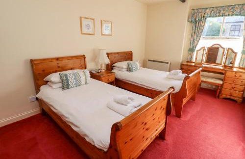 Honeysuckle - Photo 18