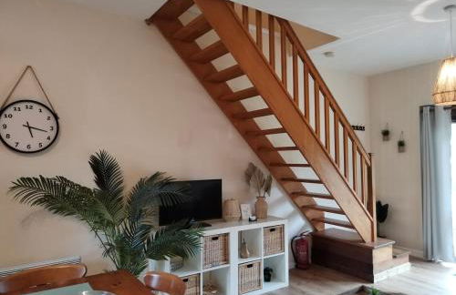 Domaine des Cerisiers - Accès direct piste cyclable reliant Honfleur - Parking privé - Grand jardin - Foto 60