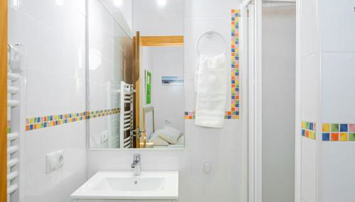 Bonito y muy fresco apartamento con patio privado - Foto 5