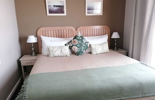 Cape Town Beachfront Apartments At Leisure Bay - Photo 26