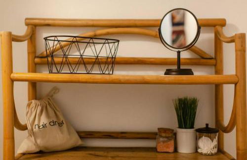 Classic & Cozy Apartments - Parking & Close to DW - Foto 24