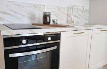 L'audacieuse-Jacuzzi et sauna , miroir suspendu - Foto 25