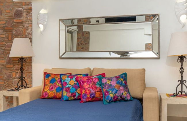 Ocean Front Condo With Pool Sleeps 6 Adults - Foto 10