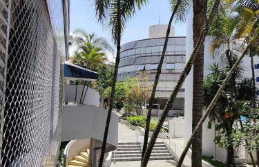 Apto 5E - 2 Quartos com Ar Condicionado, 2 Banheiros, 1 vaga e Internet - Frente ao Mar - Foto 12