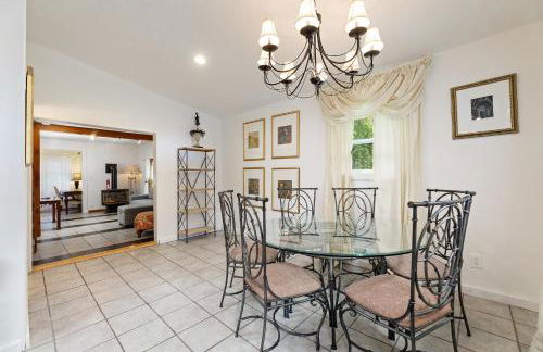 Central Lake Cozy Retreat AC Boat Launch Fire Pit - Foto 8