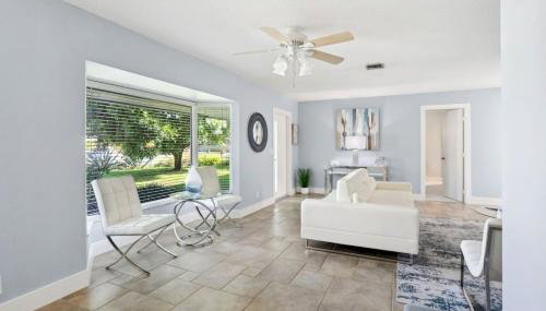 Beach Retreat Downtown Hot Tub - Foto 3