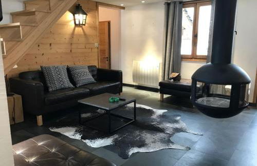 Meribel Altitude1600 chalet 6 personnes en pleine nature au milieu des pistes - Foto 9