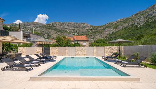 Villa MarLea - Photo 3