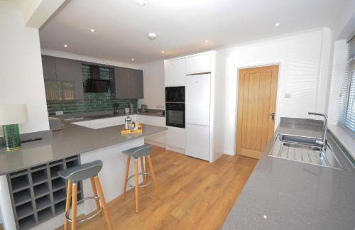 Coots - beautiful property in the heart of Wroxham sits on the waterside - Photo 6