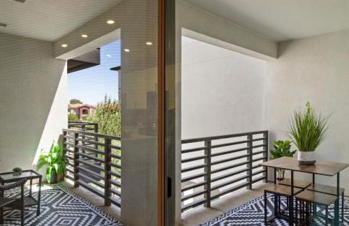 Near Mayo Clinic & Desert Ridge , Stay with Pool & Gym- S309 - Foto 8