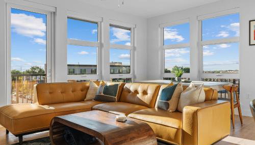 Superb NEW 2BR amazing amenities - Foto 1