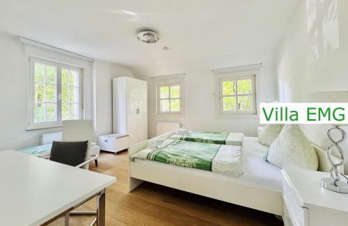 Luxus Ferienhaus Villa EMG Emsdetten nah Münster, Osnabrück, Rheine für Familien Gruppen bis 17 Personen, Pool, Whirlpool, Garten, Kamin, 6SZ - Foto 22