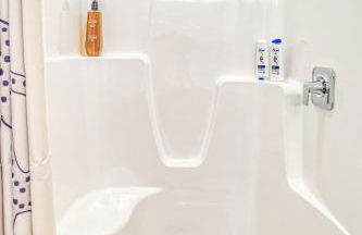 Chic Historic Loft in Downtown ILM - Foto 18