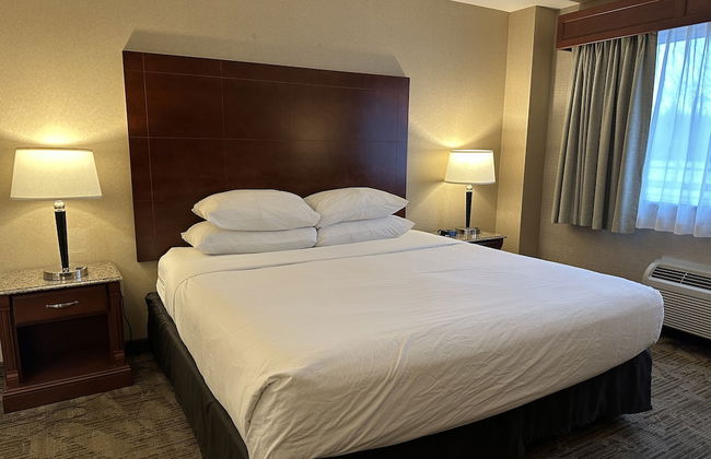 Medallion Inn & Suites - Foto 13