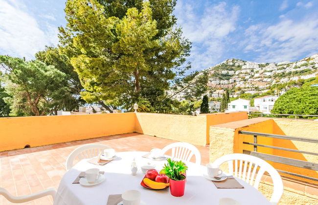 Velazquez - Photo 15