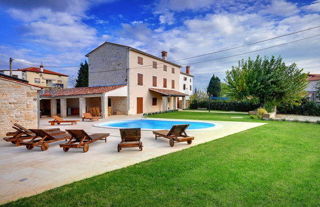 Holiday Home in Golas With Private Pool - Foto 32