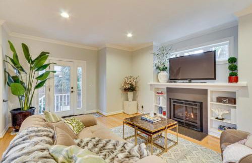 5 Mi to Oregon Zoo Spacious Retreat with Patio - Foto 2