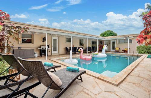 Villa Oasis 3 Miles to Hard Rock Stadium & Casino, Guitar Hotel Nearby, Pool, Game Room, Sleeps 12, 15 Min to Beach - Foto 15