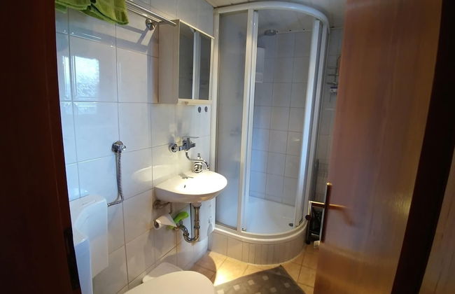 Sunlit Retreat With Garden - Foto 10