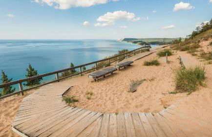 Vineyard Haven AC Jacuzzi Sauna Private En Suite - Foto 45