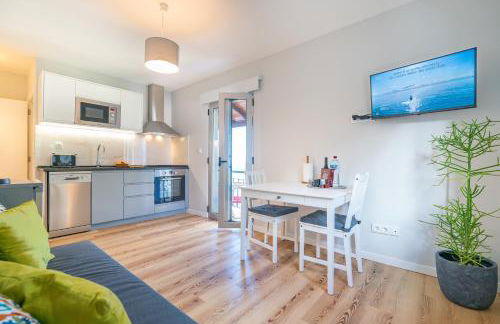 Casas das Hortas, Apartamento Vista Serra e Mar - Foto 1