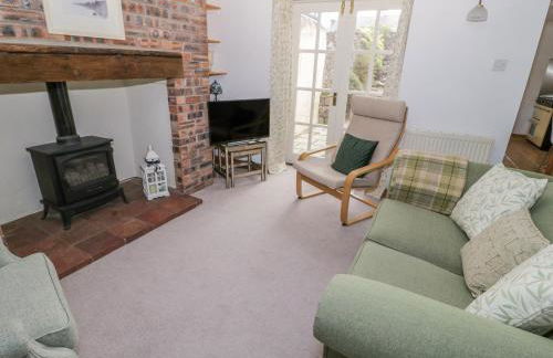 Bryn Haf, New Street - Photo 9