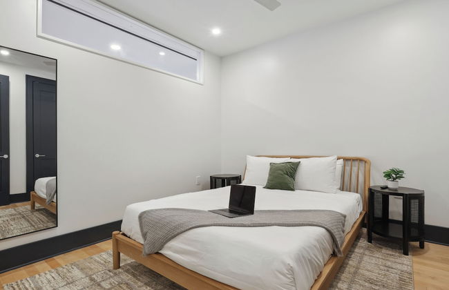 Roami at 714 Canal - Photo 6