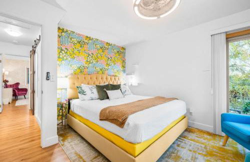 Nature-Inspired Stay with Pool, Fire Pits and More - Foto 55