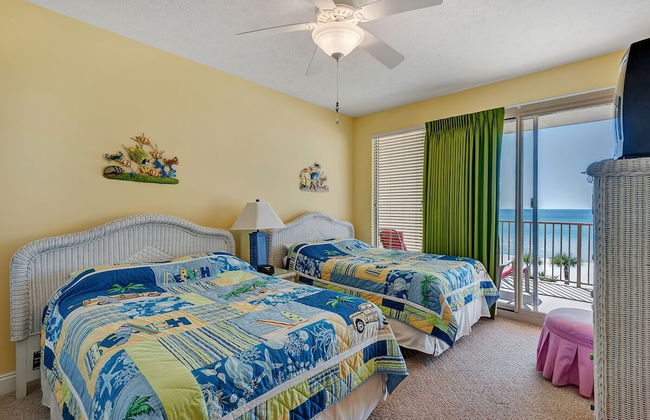 Oceanfront Condo with Spacious Balcony - Unit 0306 by RedAwning - Foto 7