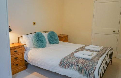 18th-Century Farmhouse with Countryside Views - Foto 47