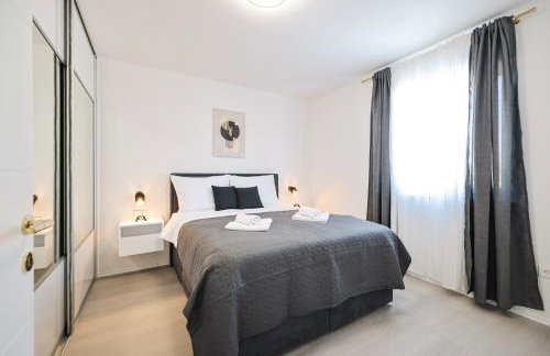 Peaceful IviCasa with private pool - Foto 16