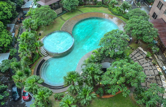 2BR with Sofa Bed Cervino Tebet Apartment - Foto 1