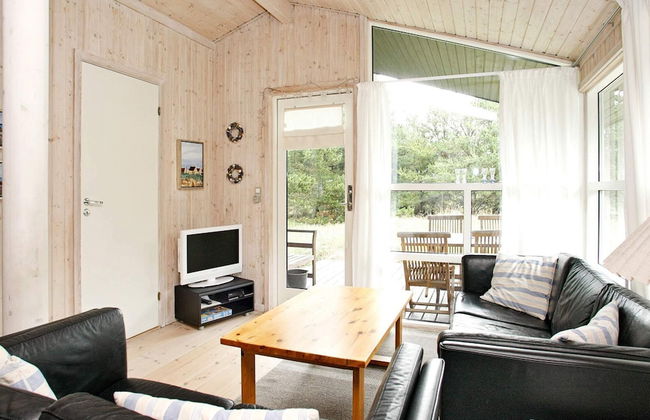 6 Person Holiday Home in Strandby - Foto 13