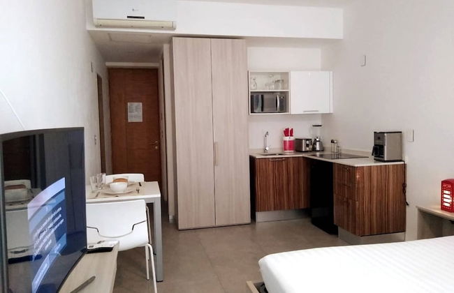 Studio Close to 5th Av, With Amazing Roof Pool View, Gym, Spa and More! - Foto 10