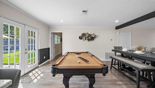 Pool Stay Near DT, Heights WiFi Games Yard BBQ - Foto 3