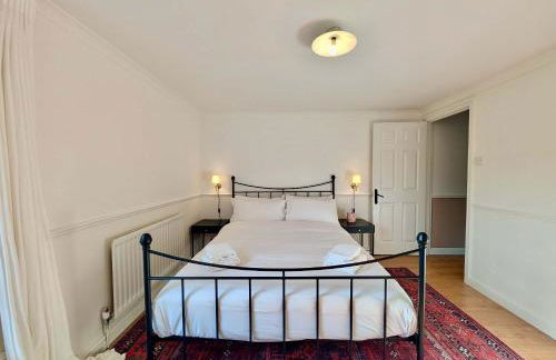 Stunning House With Private Backyard - Foto 11