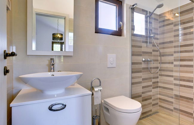 Modern Villa in Marcana With Pool and Terrace - Foto 14