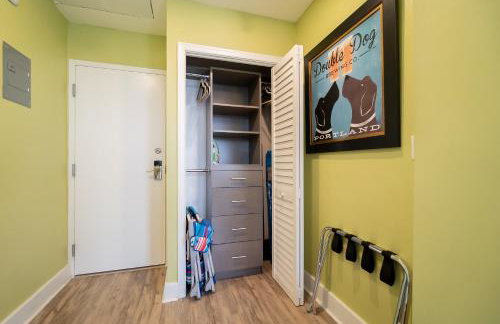 Palm Beach Island Condominiums - Photo 2