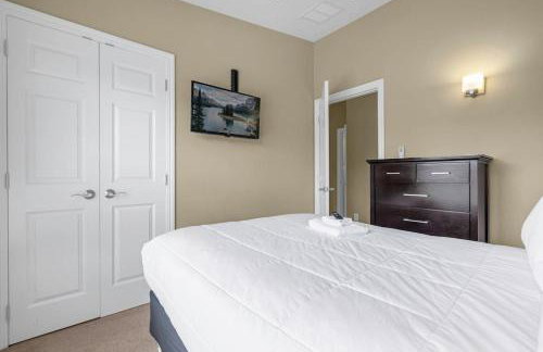 Sunny Summer in FL - Relax in a TownHome by Disney! - Foto 14