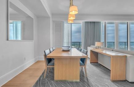 Ritz-Carlton 2br 17th fl Penthouse Hotel Condo - Foto 29