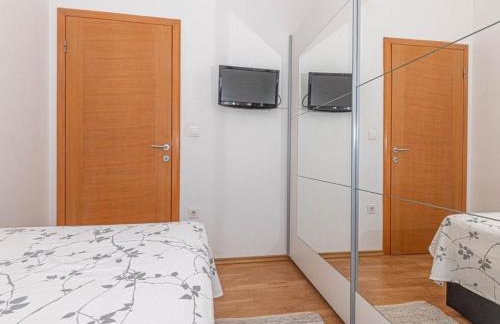 Villa Maria with Outdoor Pool - Foto 14