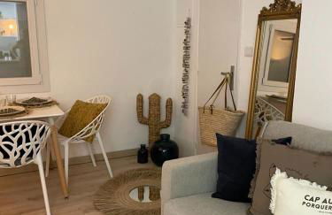 Exceptionnel studio vue mer refait à neuf - Foto 3