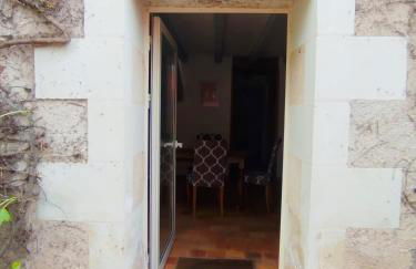 Logement Aubance dans charmante longère avec piscine en partage - Foto 21