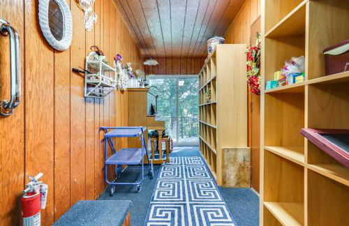 Family-Friendly Cottage Grove Home with Fireplace! - Foto 18